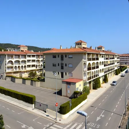 In Spain Near Sandy 埃斯塔蒂特